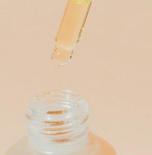 Load and play video in Gallery viewer, Himalayan Halo Brightening Oil